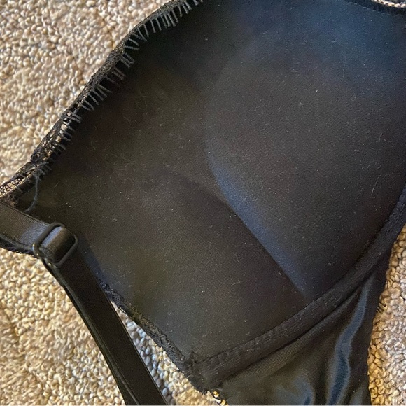 Victoria’s Secret bombshell bra - Picture 4 of 5